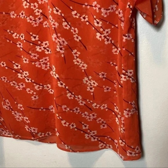 Cabi cherry blossom blouse #5712 size Medium - Picture 4 of 7